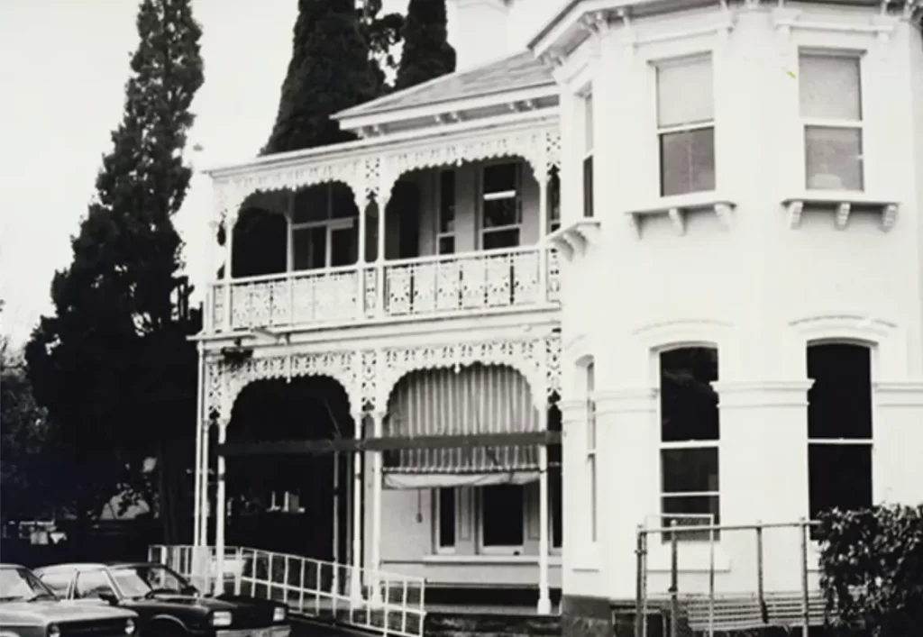 Image of old house